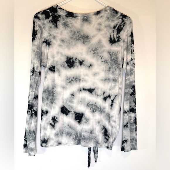 ERGE Black White and Gray Tie-Dye Long Sleeve Top Juniors Girls Size Large L - Picture 4 of 6